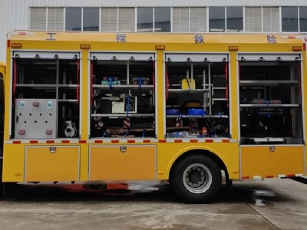 豪沃救險(xiǎn)車